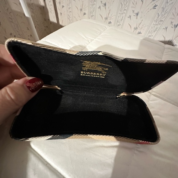 Burberry Plaid Eyeglass Case - Beige - Picture 8 of 8